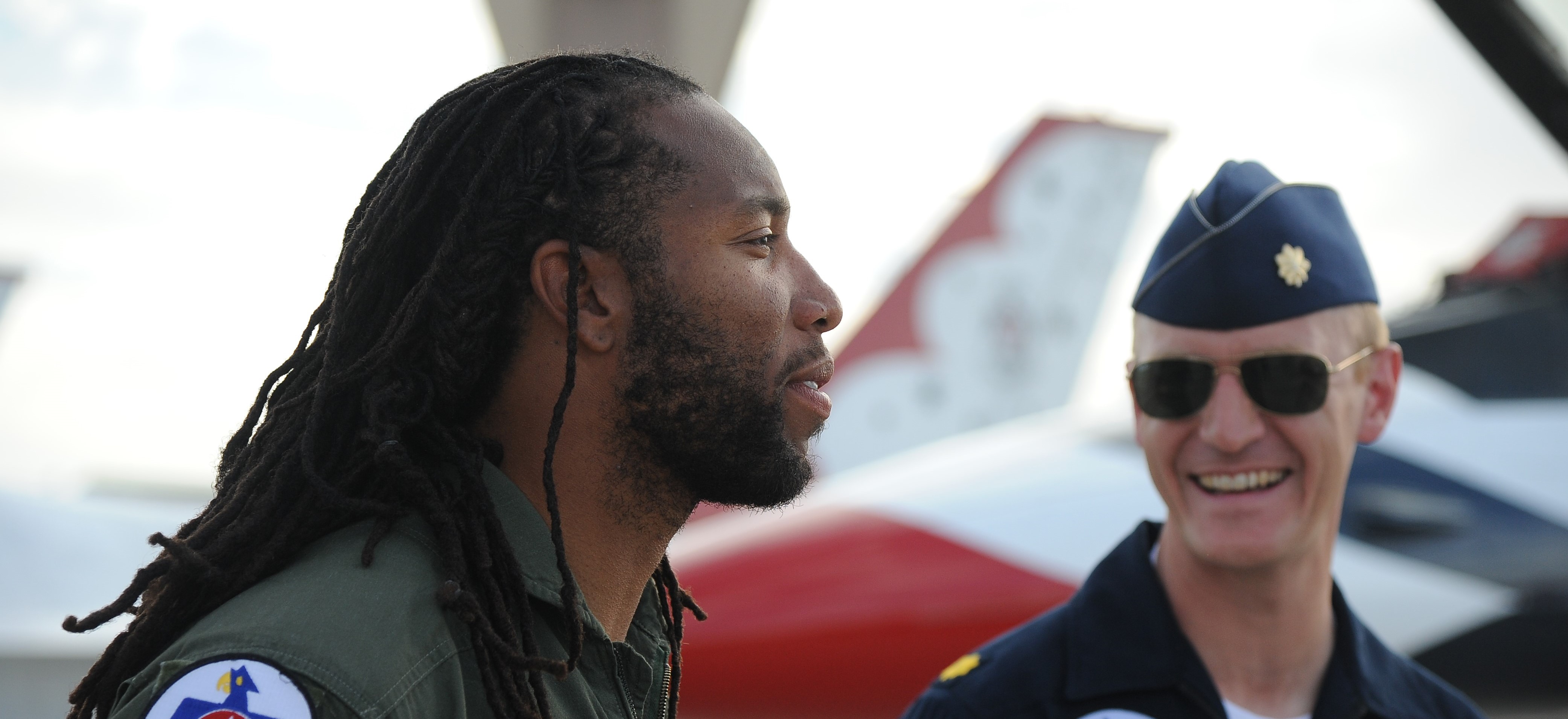 Larry Fitzgerald talks with navy